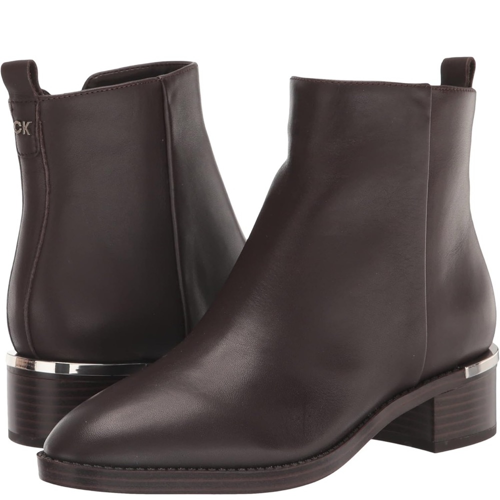 NWT) Calvin Klein Women's Donovi Ankle Boot Size 7